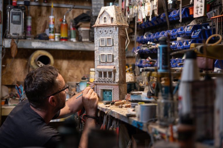 Step-by-Step Guide to Creating Realistic Miniature Furniture